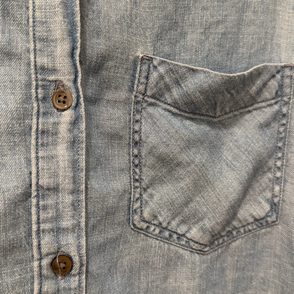 Rails Chambray Blue Denim Distressed Raw Hem Button Front Shirt Tencel Size XS - Image 5