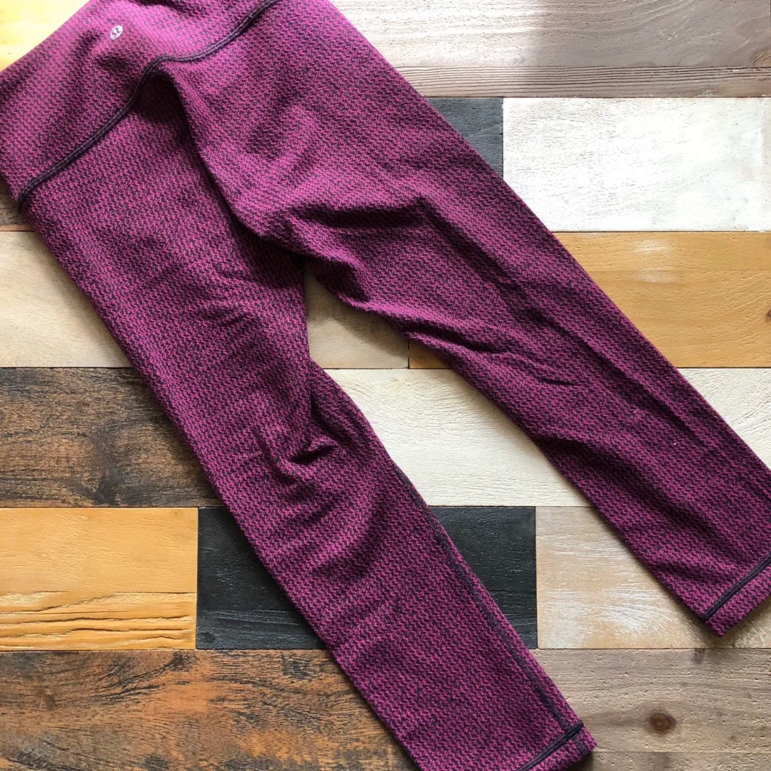 Cropped Purple Leggings - Image 2