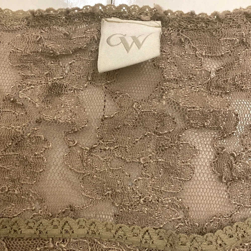 Clifford & Wills taupe floral lace knit short sleeve tee shirt. Size Medium. Tan - Image 7