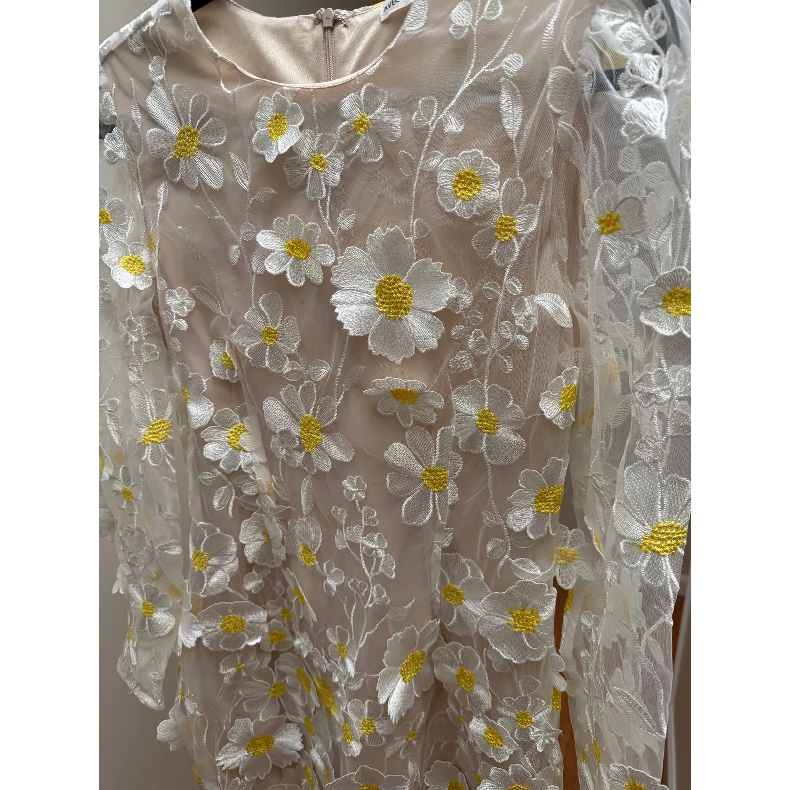 Avec Les Filles Women’s White Floral Embroidered Mini Dress 4 Sheer Long Sleeve - Image 7