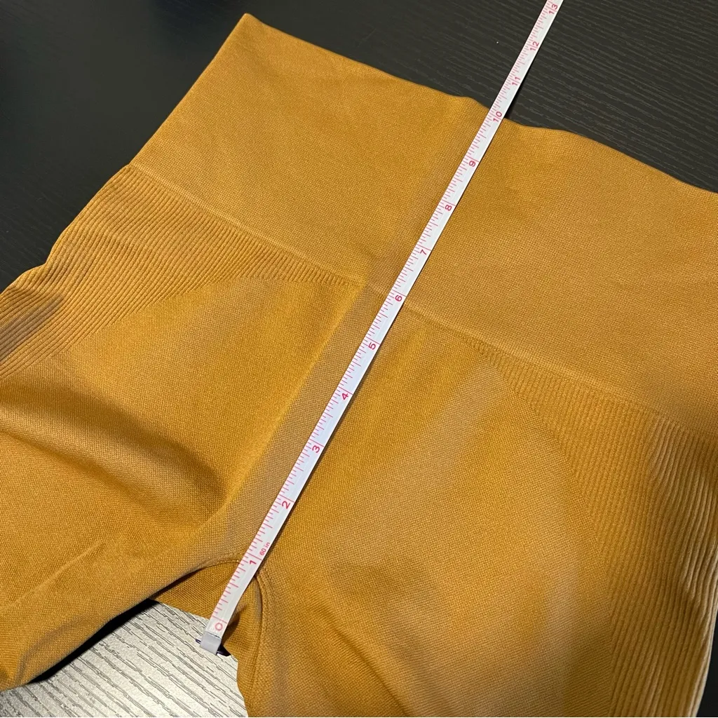 SetActive SculptFlex Cropped Leggings Gold Mustard Small - Image 9