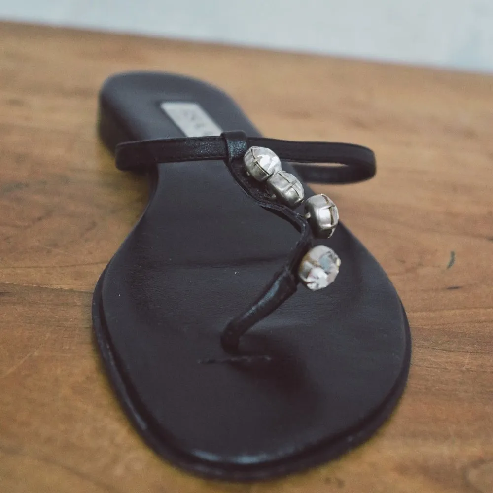 Isaac Mizrahi Italian Made Black Leather  Rhinestone Sandals 6.5M - Image 6