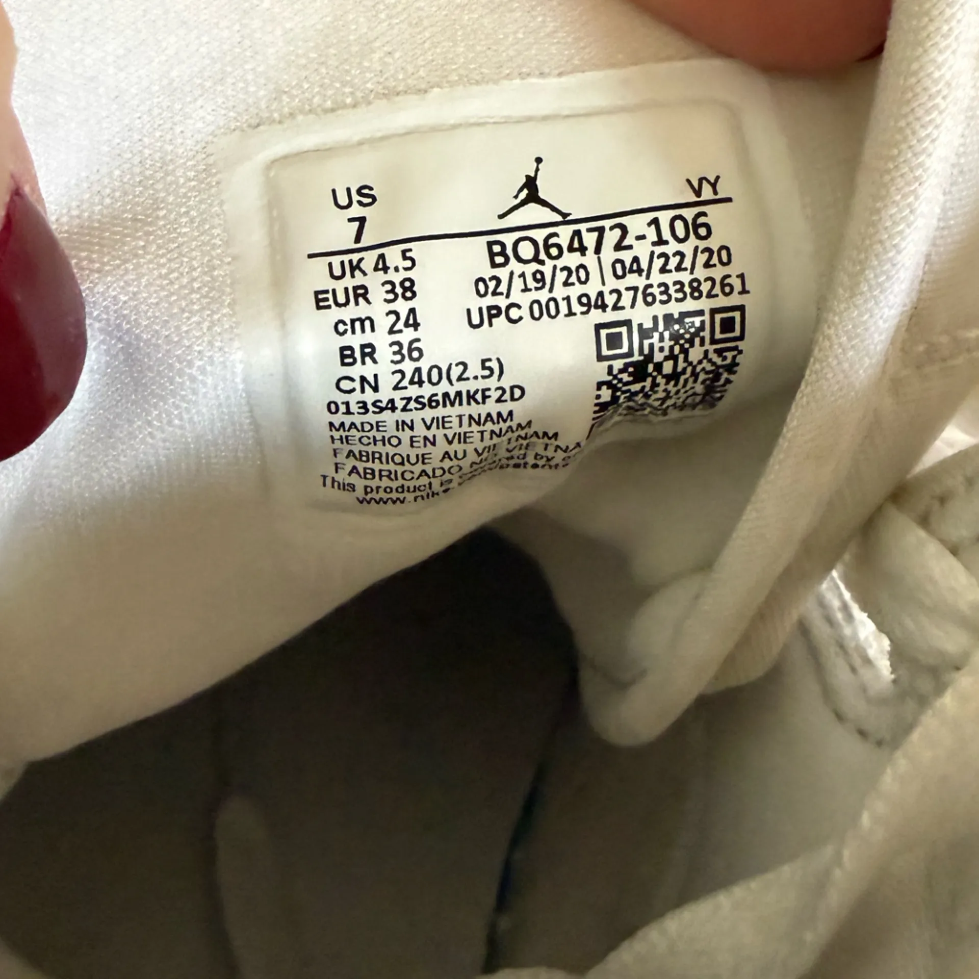 Jordan 1 Mid White University Red (Women's) Size 7. - Image 5