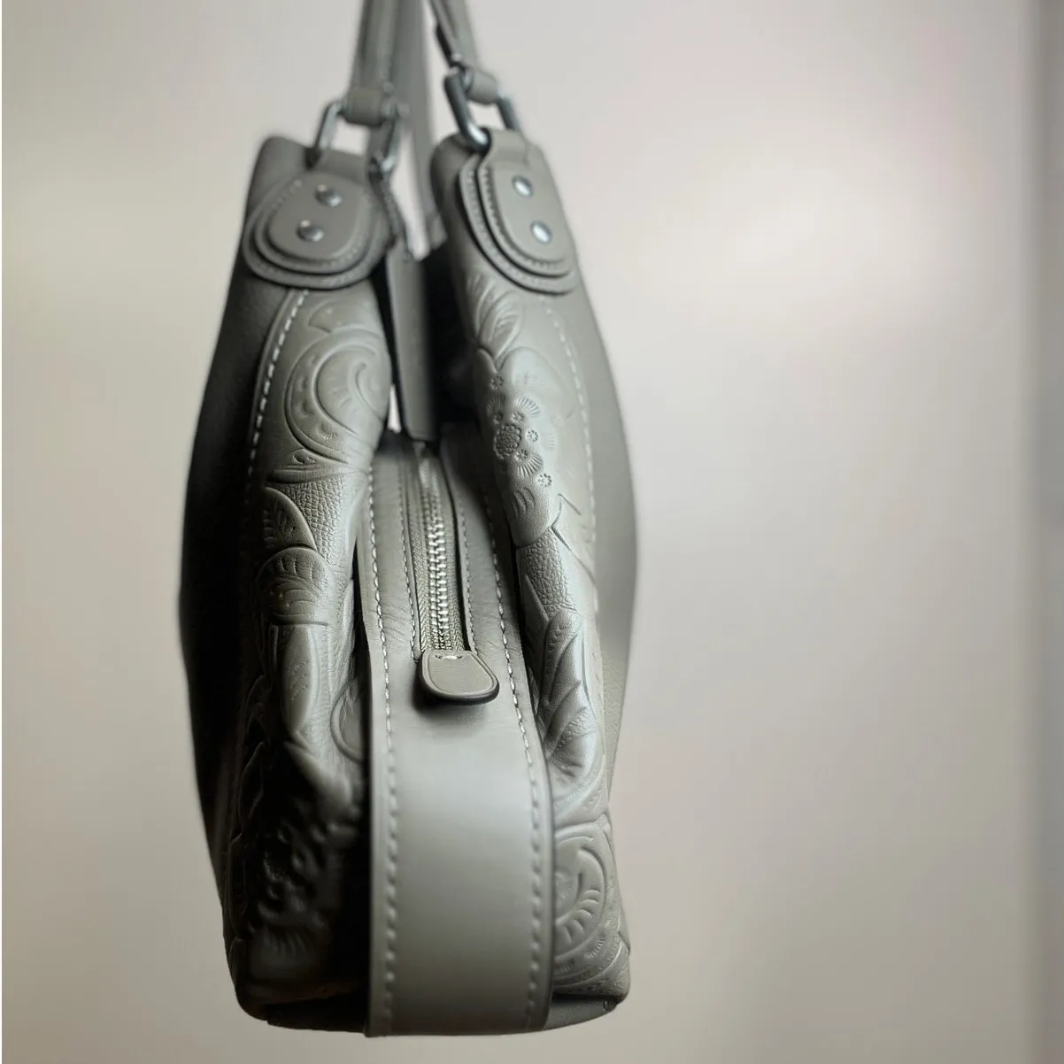 Coach Edie 31 Shoulder Bag 12034 Taupe Tooled Handbag Leather Purse - Image 5