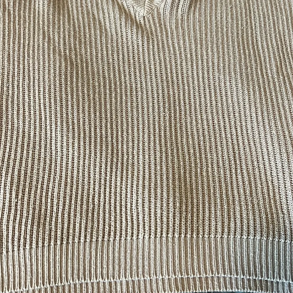 Brandy Melville  Oversized Taupe VNeck Sweater One Size - Image 6