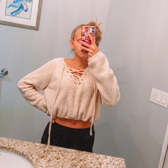 pacsun cream sweater - Image 2