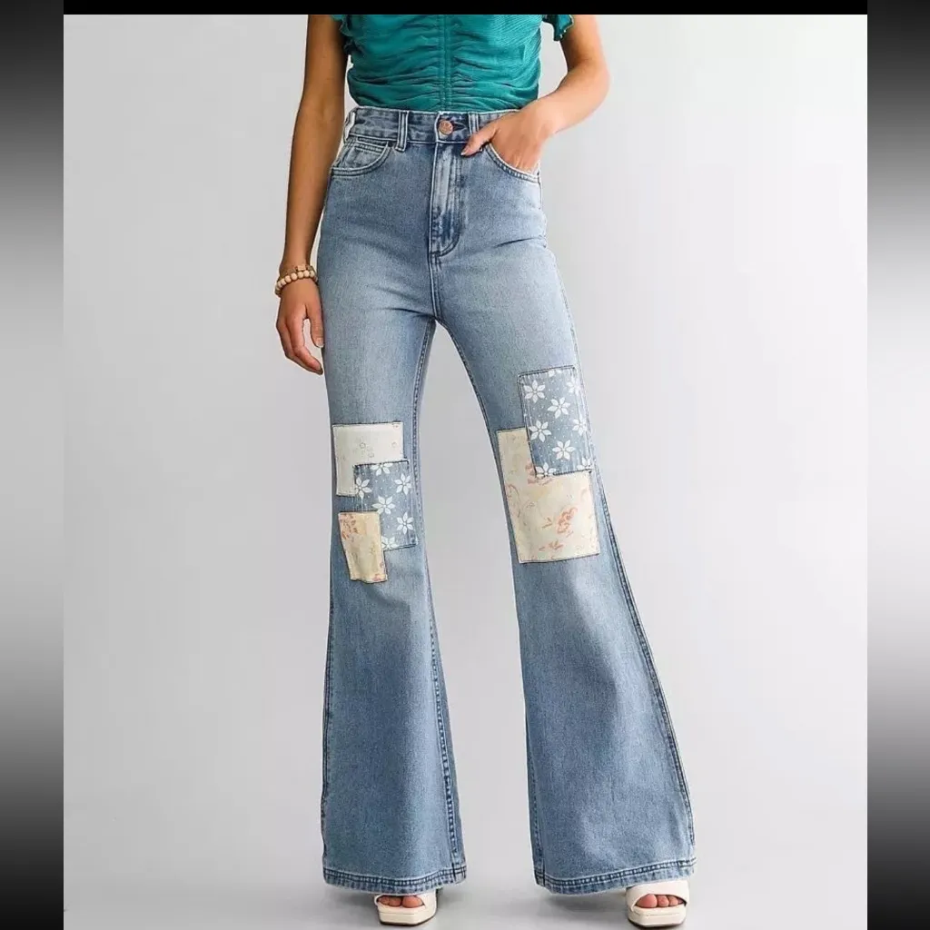 Wrangler X Billabong Light Wash True Bell Bottom Jeans Patchwork Hippie Boho 28 - Image 2