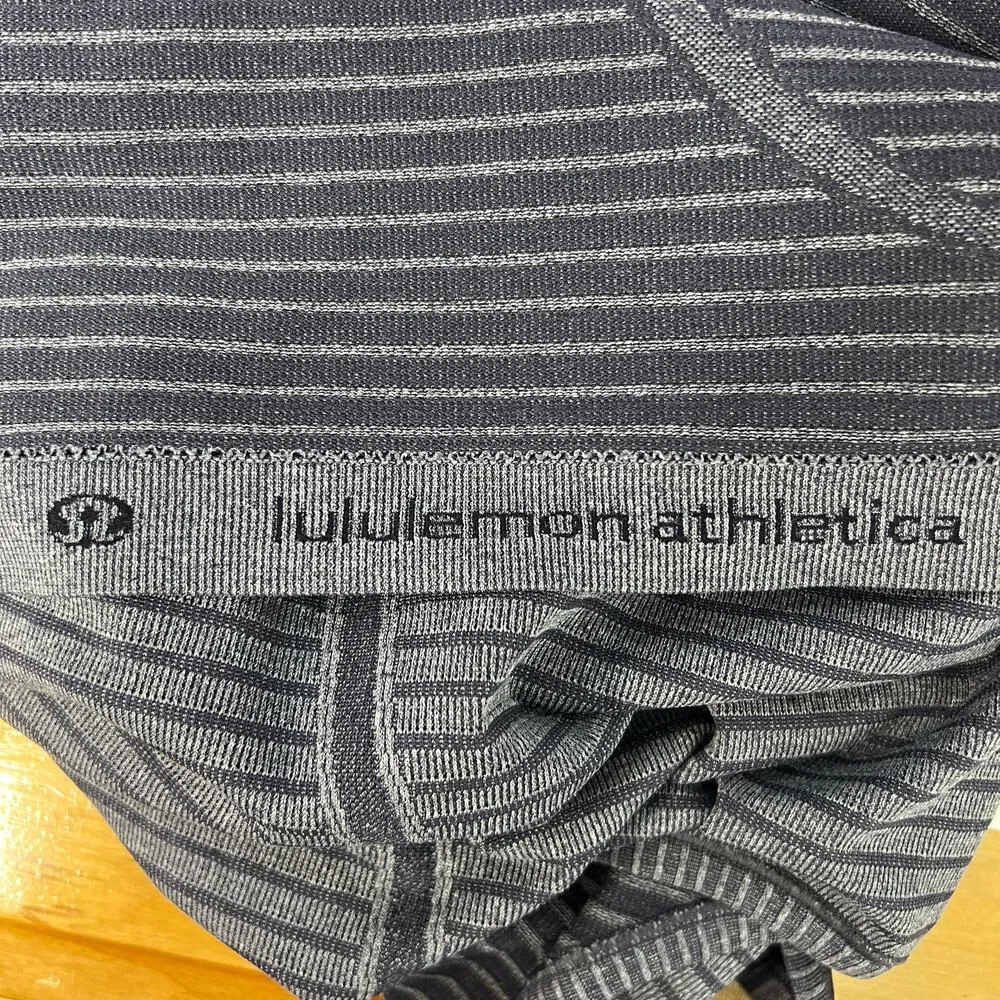 Lululemon Women's Activewear Tank Top Size 02 Yoga Running Gym Training Walking - Image 10