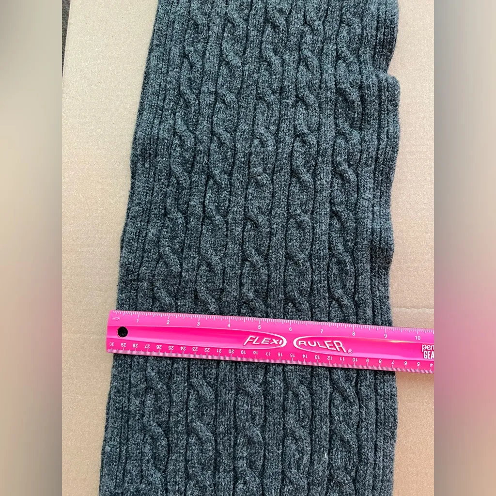 GAP Charcoal Knit Scarf - Image 5