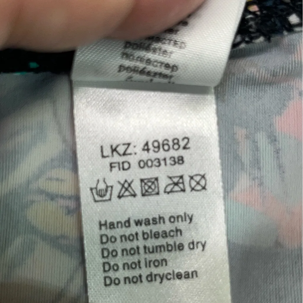 Jette Floral Bikini Set with Halter Top 14 Black, Pink &‎ Turquoise PREOWNED Black - Image 7