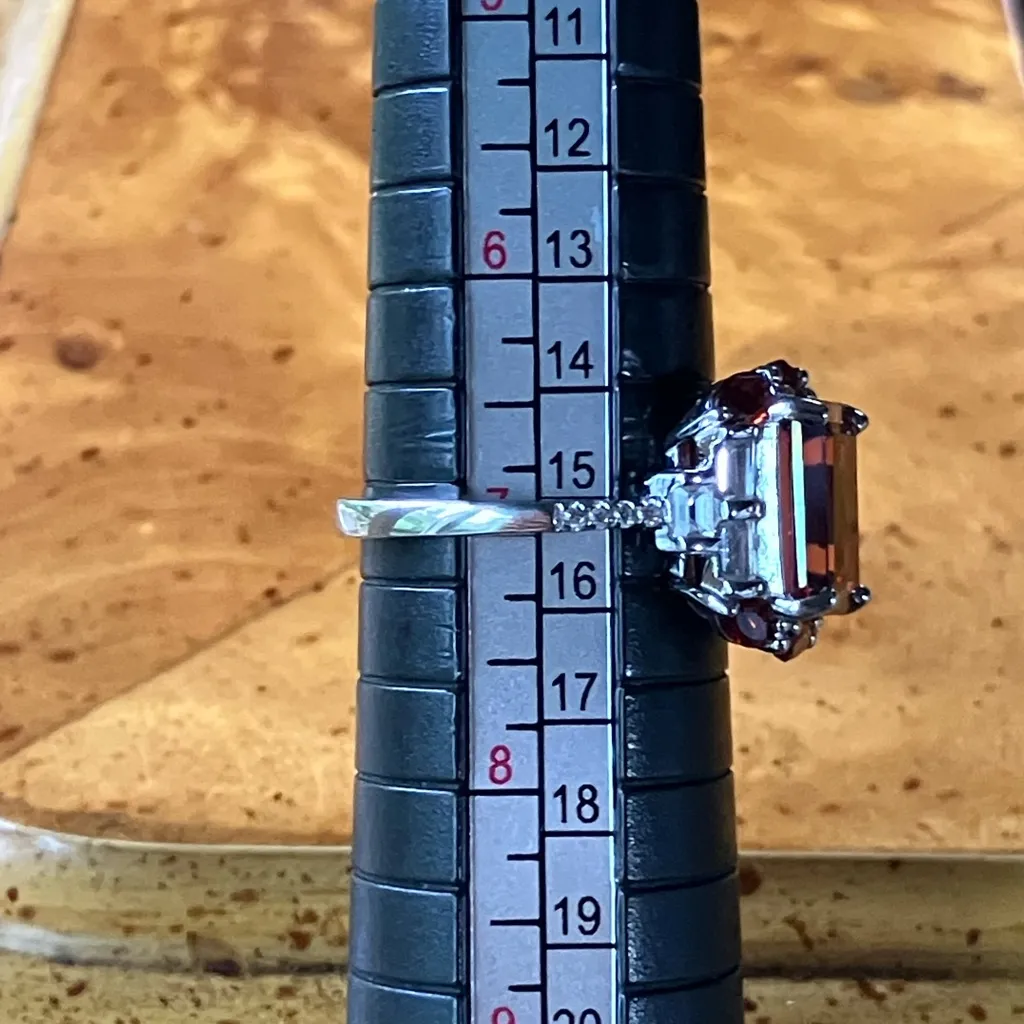 Red Labradorite Vermelho Red Garnet Sterling Silver Ring Size 7 - Image 8