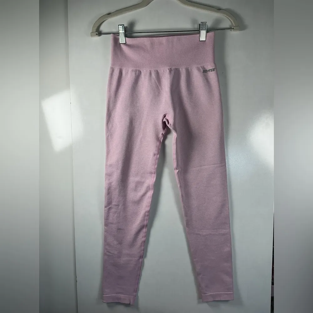 Elegant Light Pink Women's LeggingsA0348 - Image 2