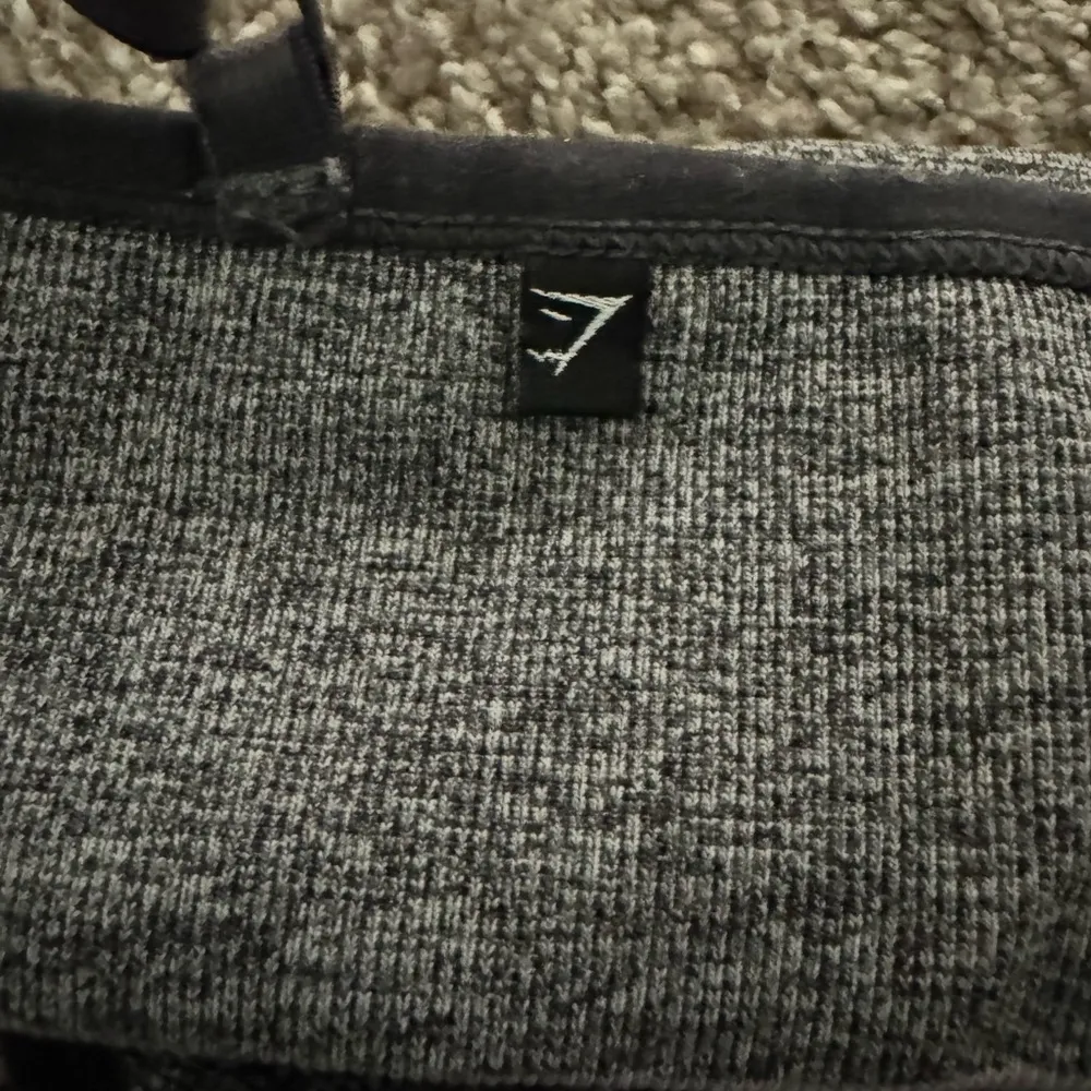 Gymshark Flex Gray and Pink Sports Bra -No size Tag - Image 4