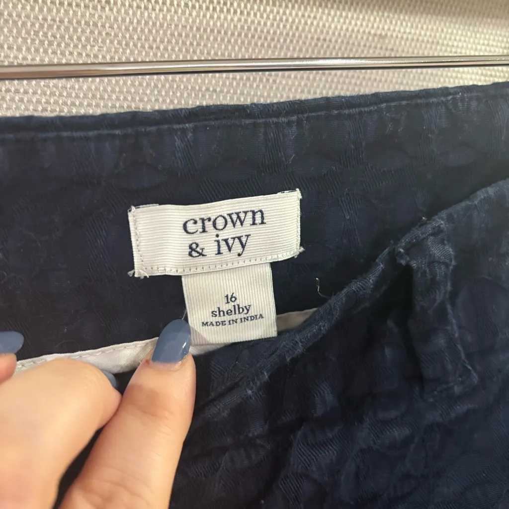 Crown &‎ Ivy Women's Textured Scalloped Shorts Shelby Navy Blue Sz 16 - Image 5