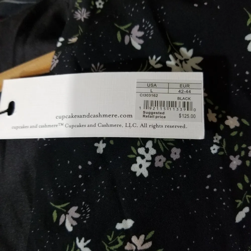 Cupcakes & Cashmere floral Romper - Image 7