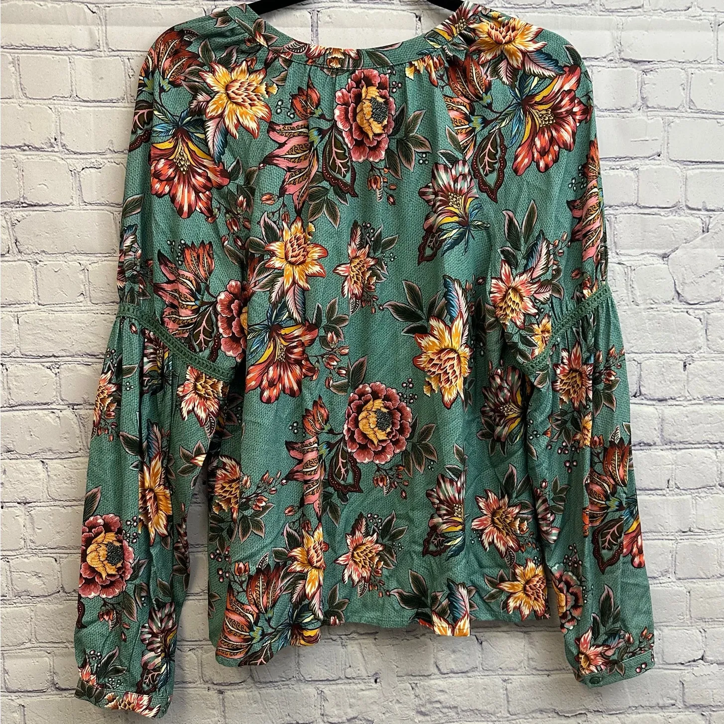 Farm Rio Anthropologie Paola Floral Peasant Blouse Crochet Sleeve Detail Small Blue - Image 5