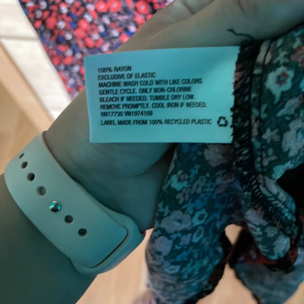 Universal Thread WRAP DRESS Sleeveless Floral Red Black Rayon Summer Cute - Image 5