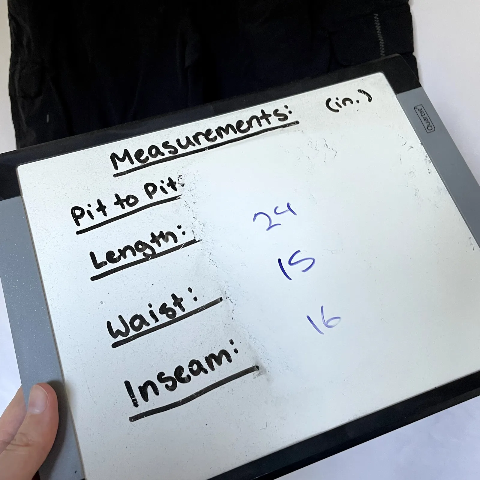 Columbia titanium black capri shorts pants pockets women's size 10 nylon cotton - Image 4