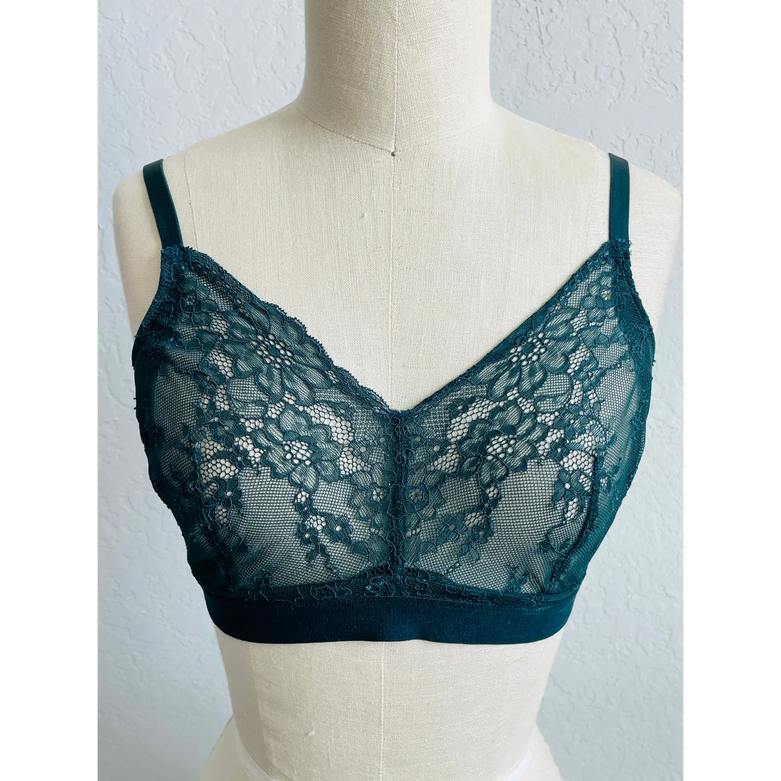SPANX Spotlight on Lace Bralette Malachite Teal Green Size Large - Image 2