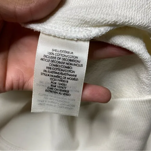 Alice + Olivia White Sweatshirt with Black Text - Image 10