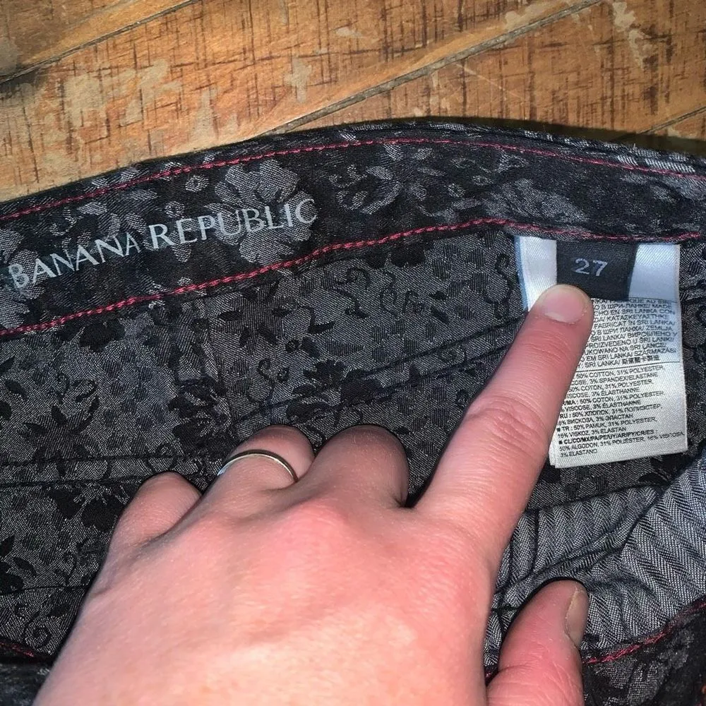 Banana Republic 27 black & gray brocade normcore jeans - Image 2