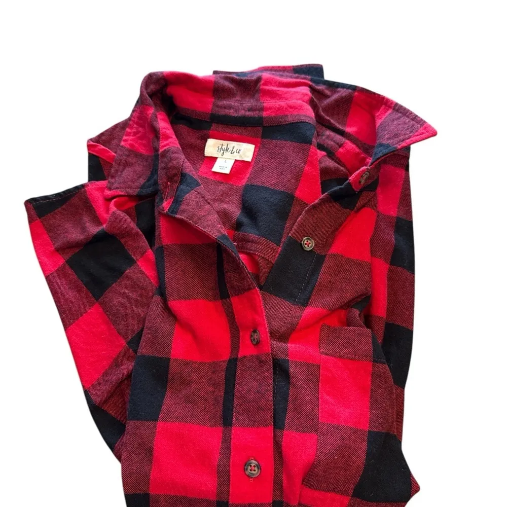 Style & Co Red and Black Plaid Women’s Flannel Shirt - Image 4