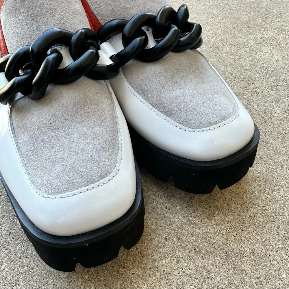 All Black Chunk Links Lady Lugg Loafer Size 6 - Image 7