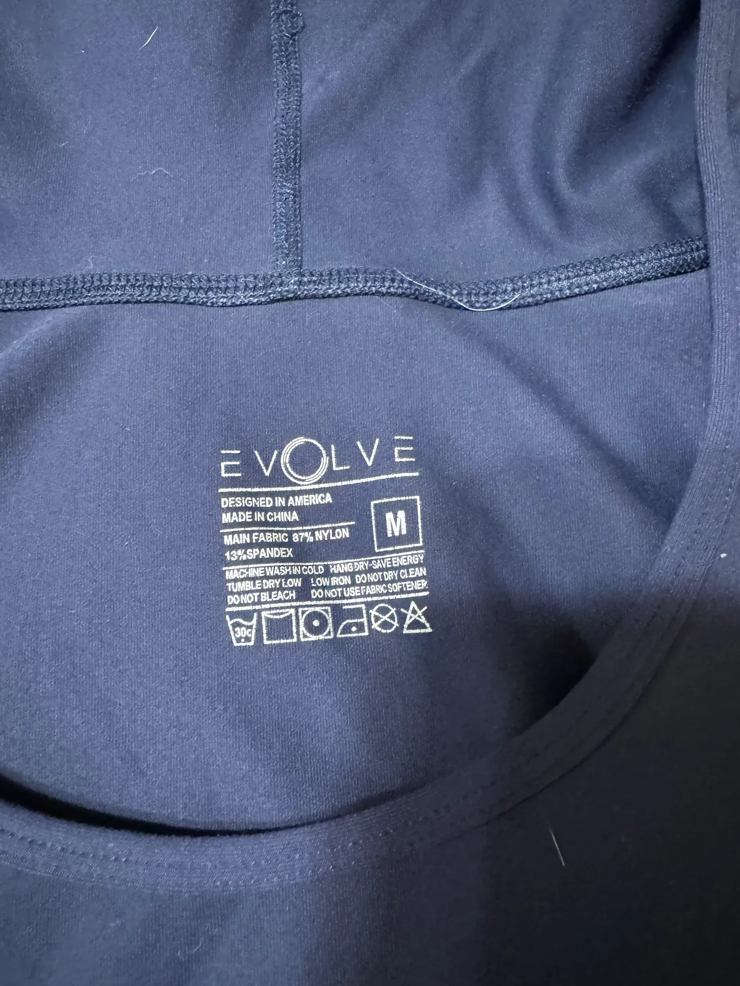 Cropped Workout Top Size M - Image 2