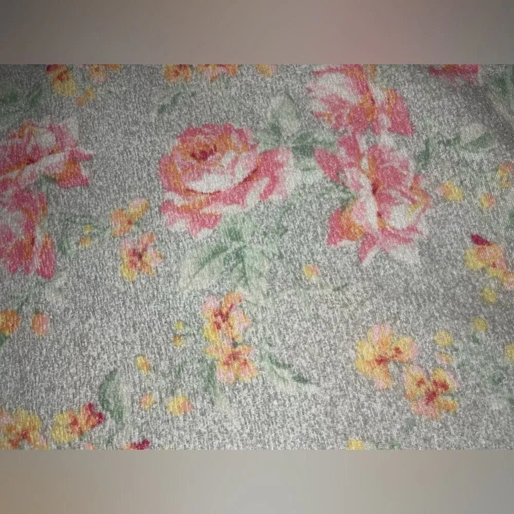 Miss Elaine Grey floral full zip house gown sz small - Image 3