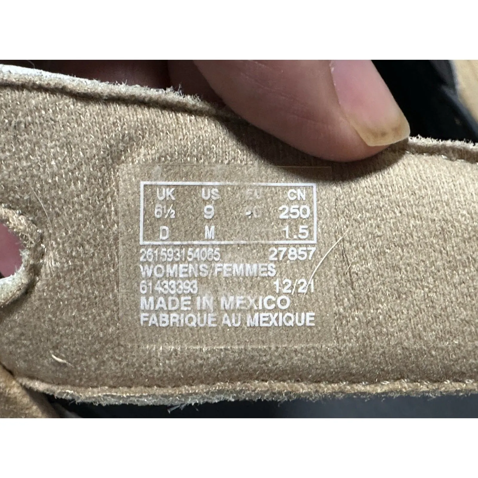 Clarks  Leisa Cacti White Leather Adjustable Hook & Loop Sandals Size 9 - Image 9