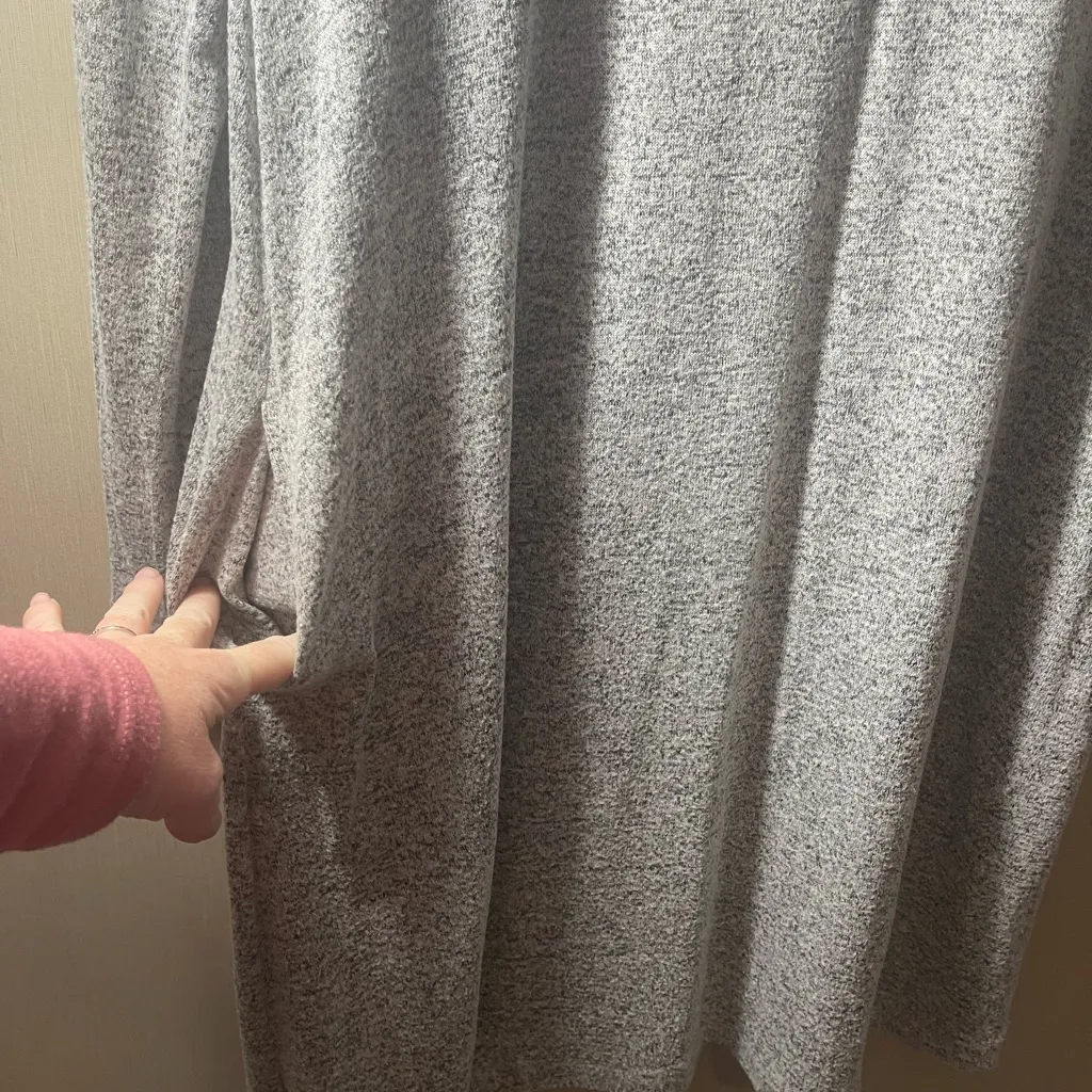 J crew medium pocket sweater dress heathered gray soft cozy crew neck line - Image 3