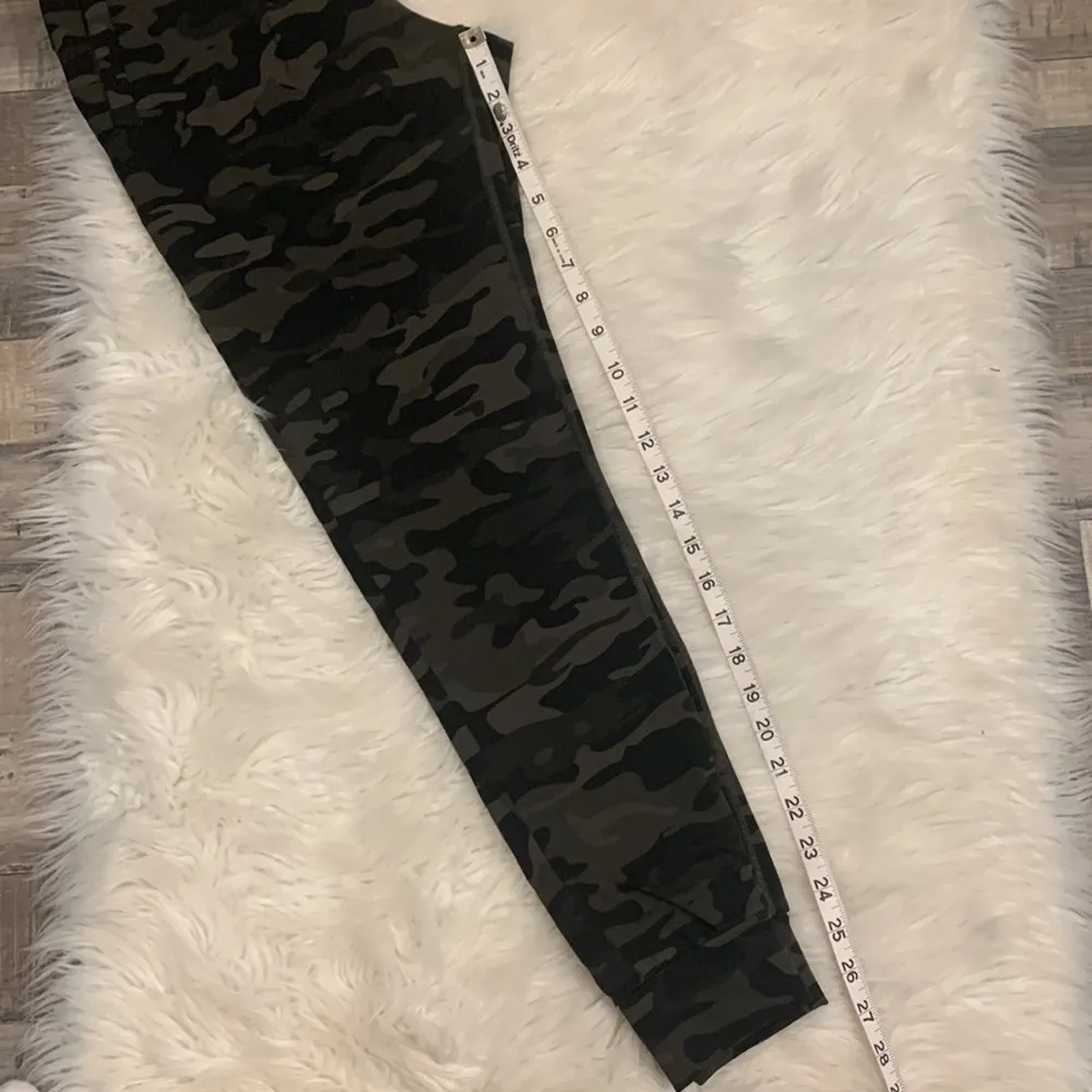 premium camouflage stretch joggers M - Image 13