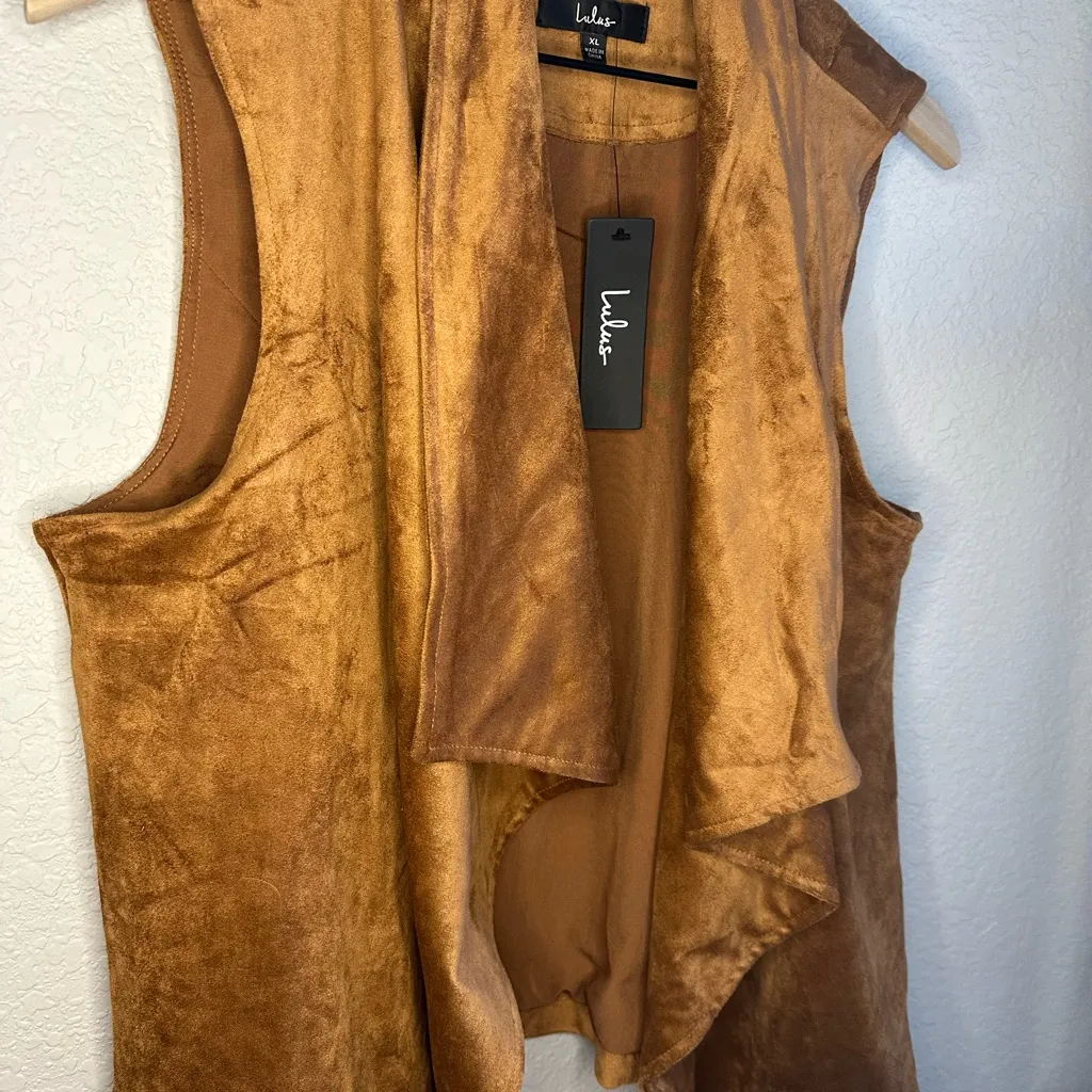 🤎🆕Lulus Tan Brown Camel Suede Vega Vest✨NWT✨ - Image 4