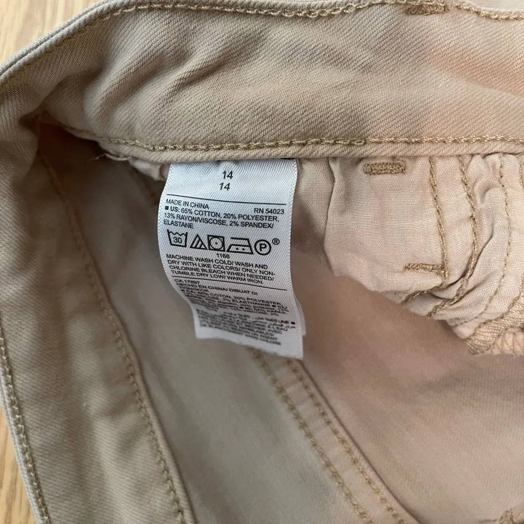 Khaki Old Navy Jeans - Image 3