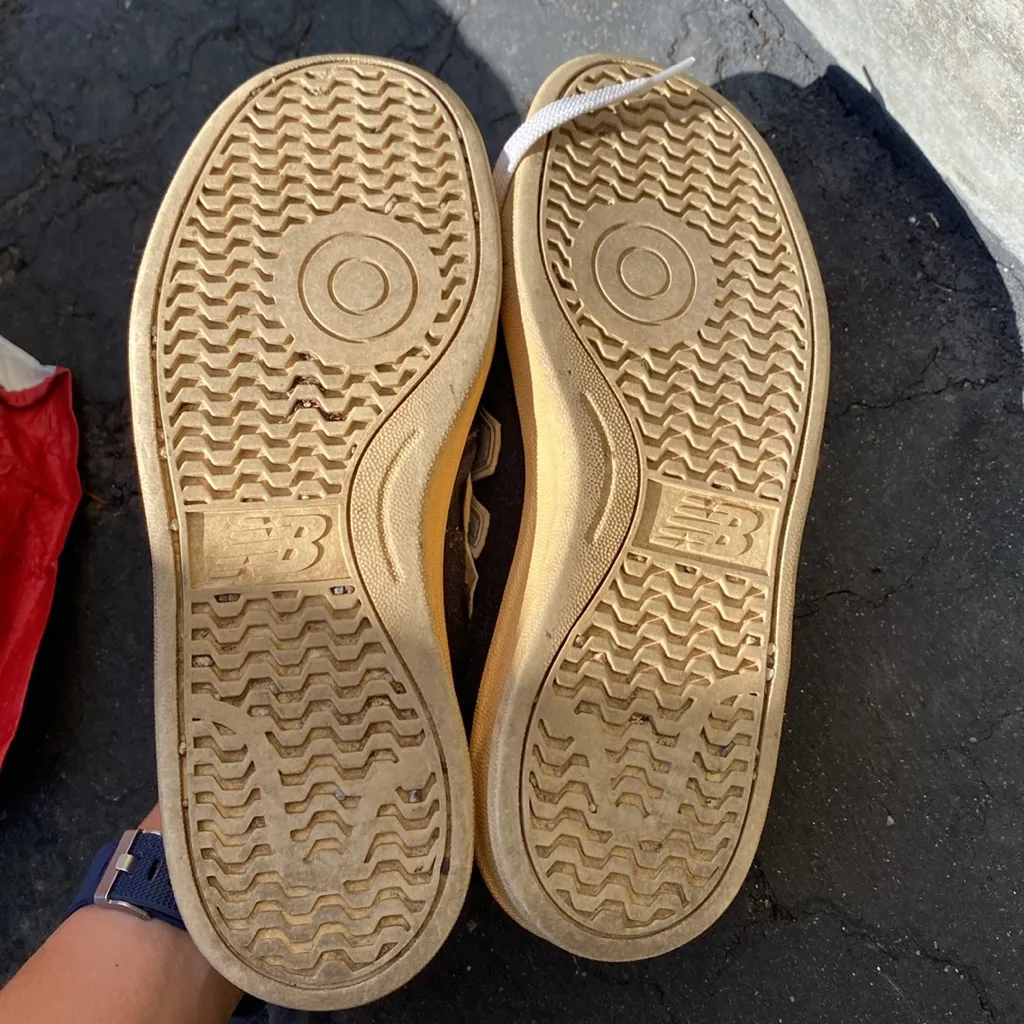 New Balance 300 v2 court sneakers navy blue gray women’s 7 men’s 5.5 - Image 9