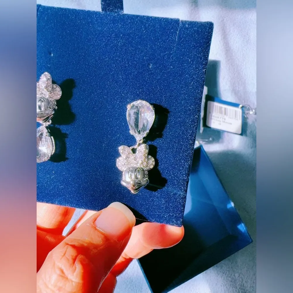 Swarovski 100 Years Disney Minnie Mouse drop earrings Asymmetrical design - Image 5