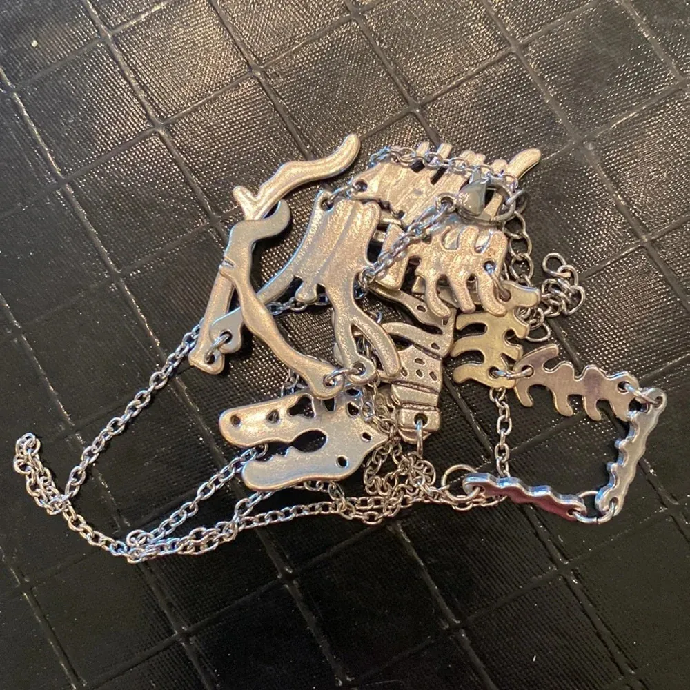 Dinosaur necklace NWOT Silver - Image 6