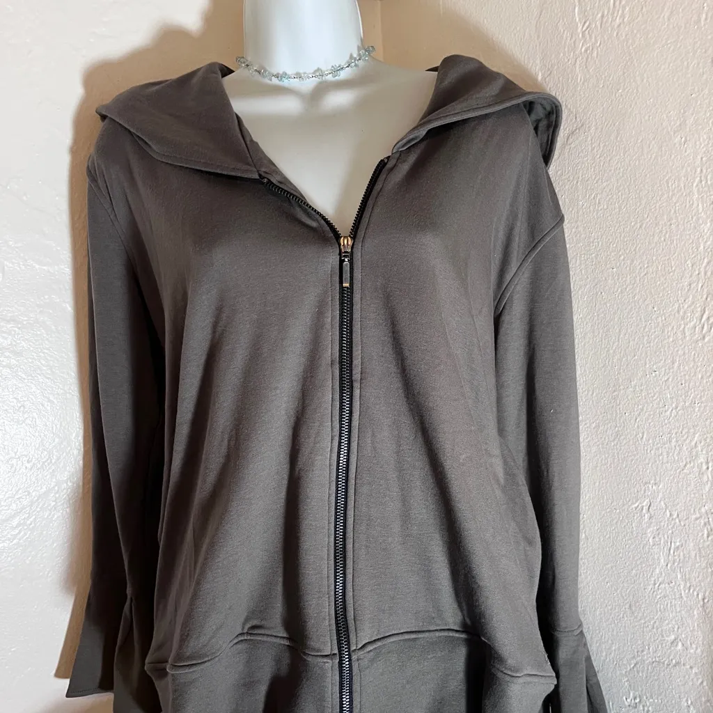 NWT Ian & Co. The Everywhere Hoodie Charcoal Women's Zip - Image 3