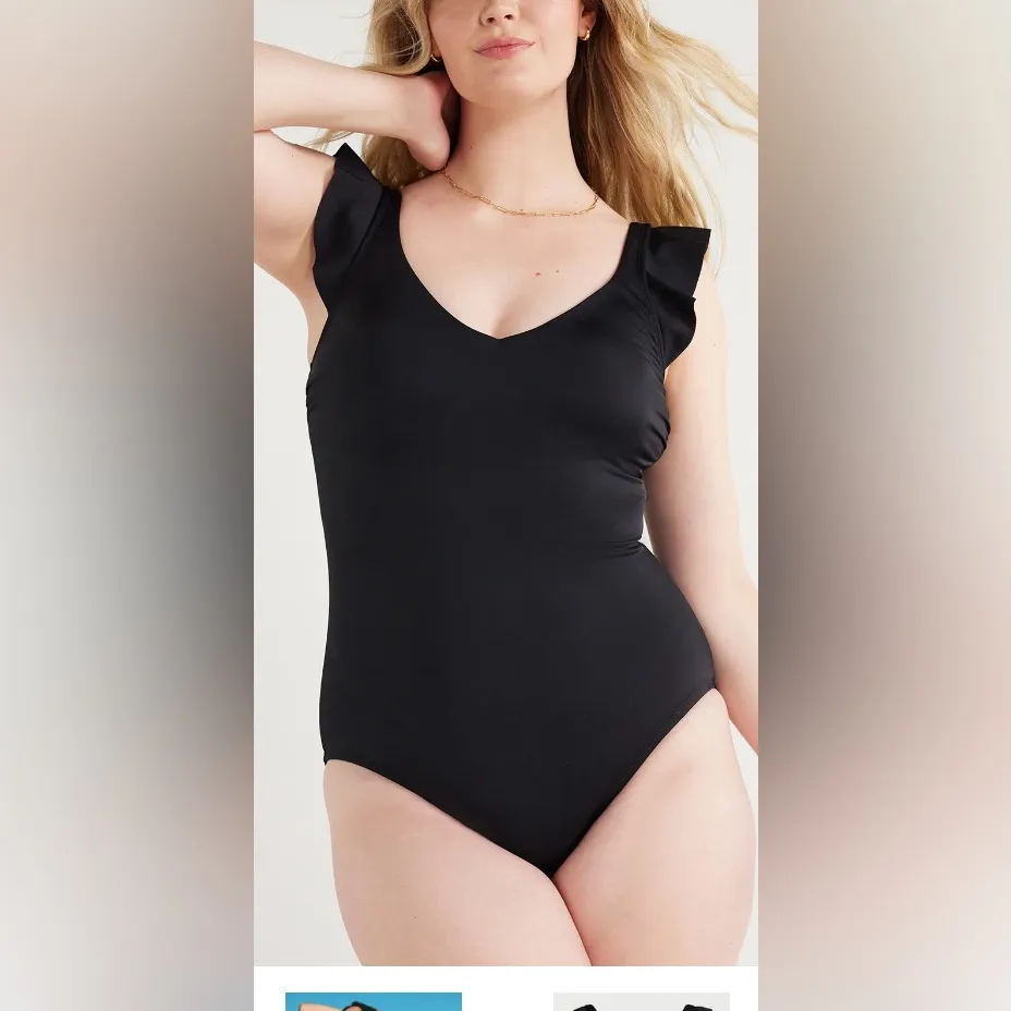 Time and Tru Women's and Girls' Solid Ruffle Sleeve One Piece Swimsuit, Size S Black - Image 7