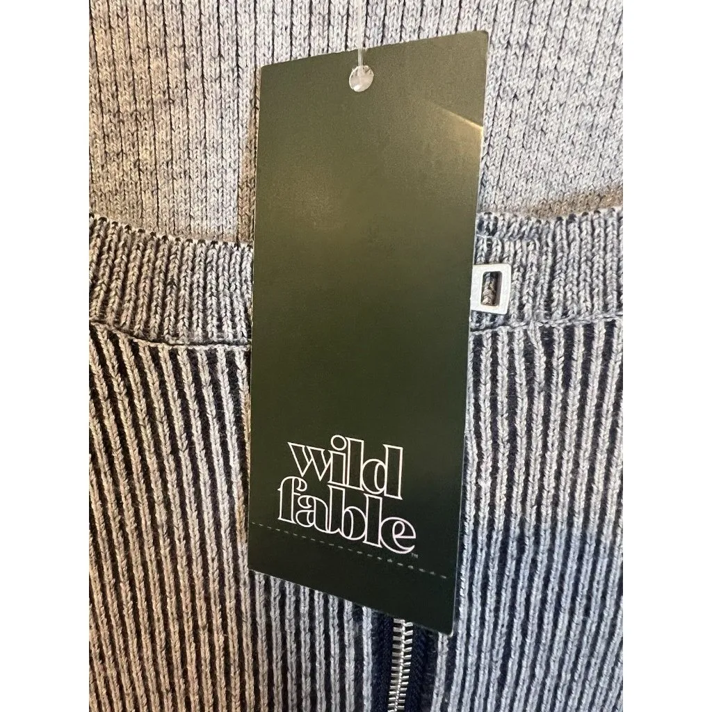 Wild Fable Striped Blue and White Zip-Up Cardigan Medium Cropped Ribbed Fitted - Image 7