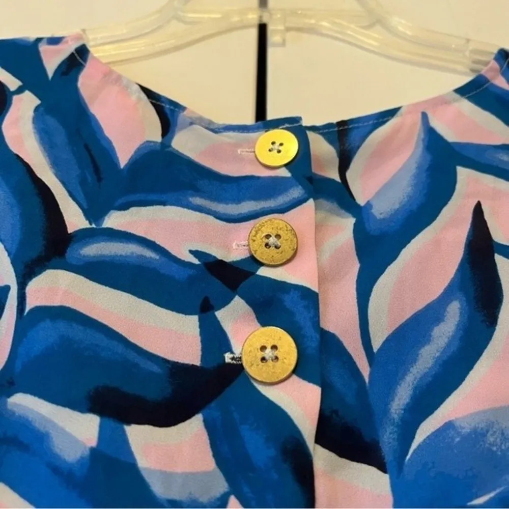 Lilly Pulitzer Iona Silky Top in Pink Tropics Heat Wave Size Small - Image 4