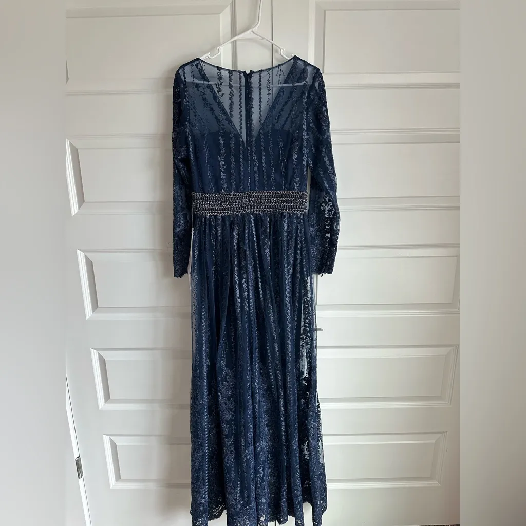 Mac‎ Duggal Long Sleeve Floral Illusion Midnight Navy A Line Gown Size 8 NWT - Image 4