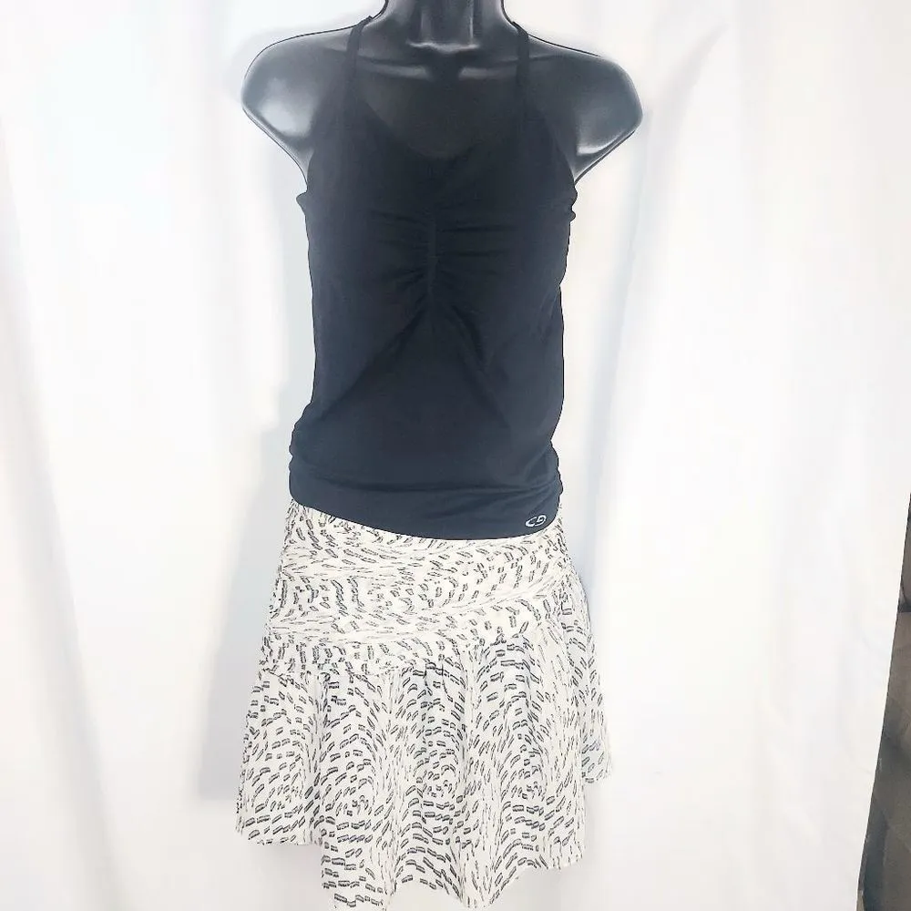 Championship black razorback tank with built in padding size large - Image 3