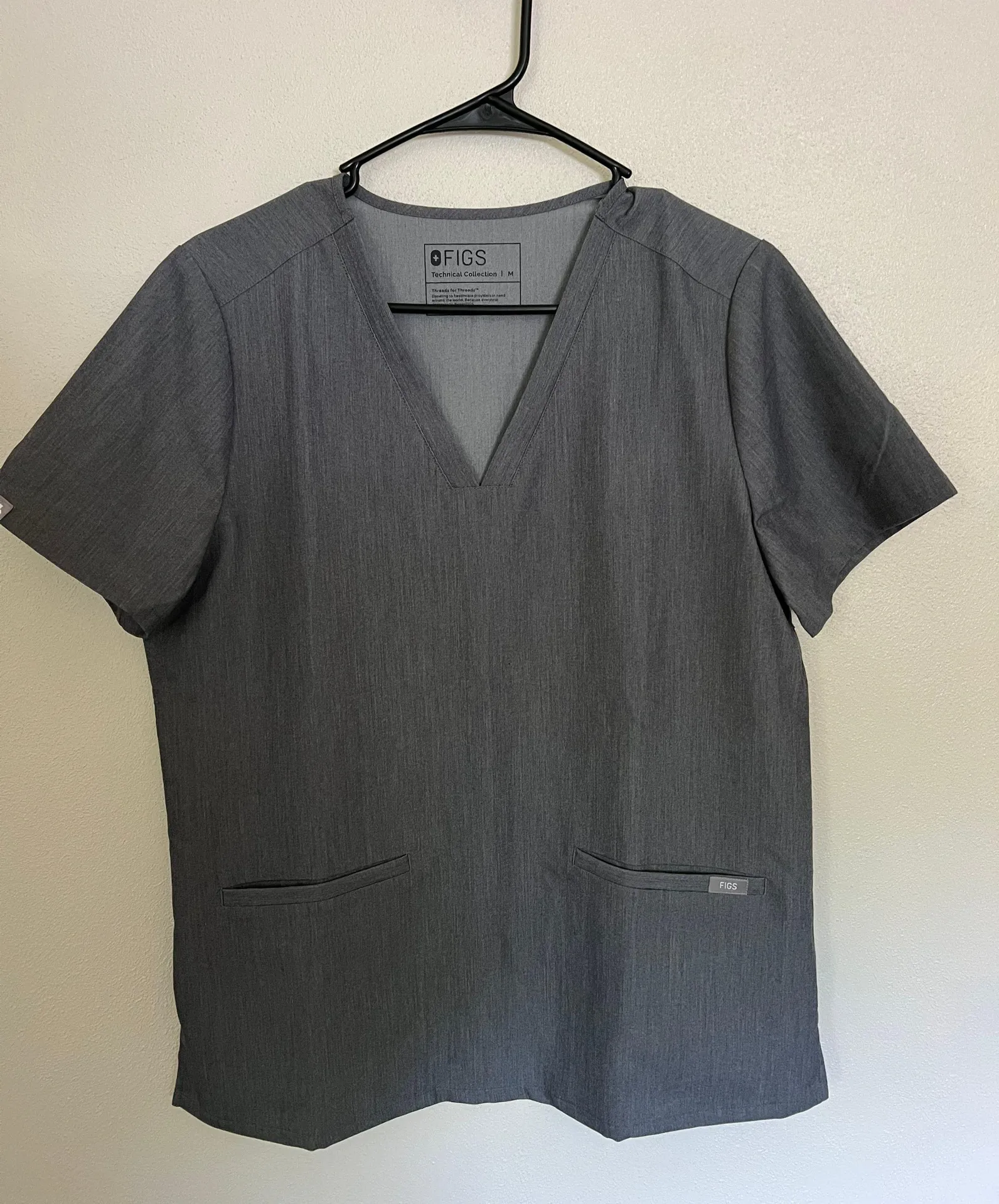 FIGS Scrubs Set - Image 3