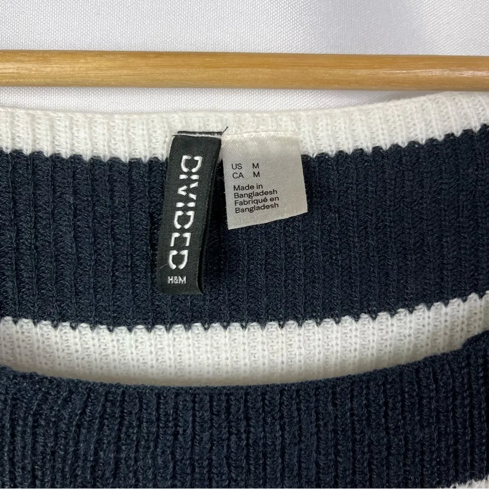 H&M Divided Navy Blue & White Stripe Knit Pullover Sweater M - Image 4