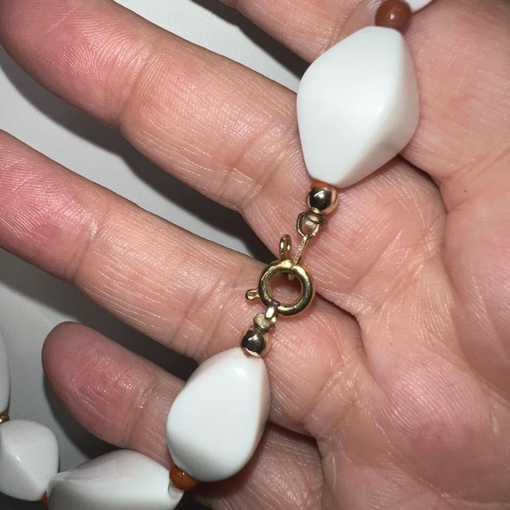 Vintage Mid century modern White Plastic Faceted Bead Necklace - Image 5