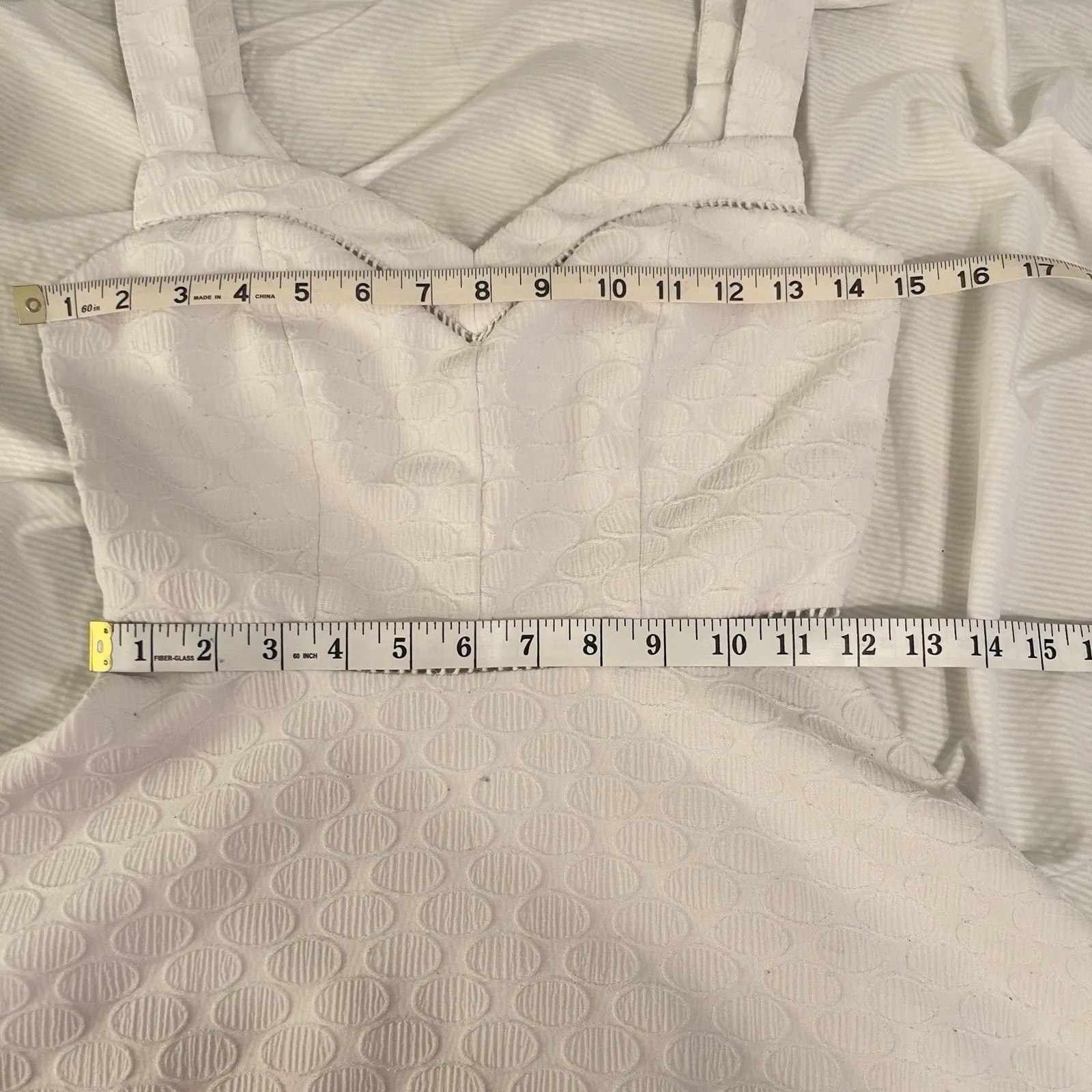 B. Darlin Dress Sz 2 White Textured Sleeveless Tank Cutout Fit Flare Mini Summer - Image 8