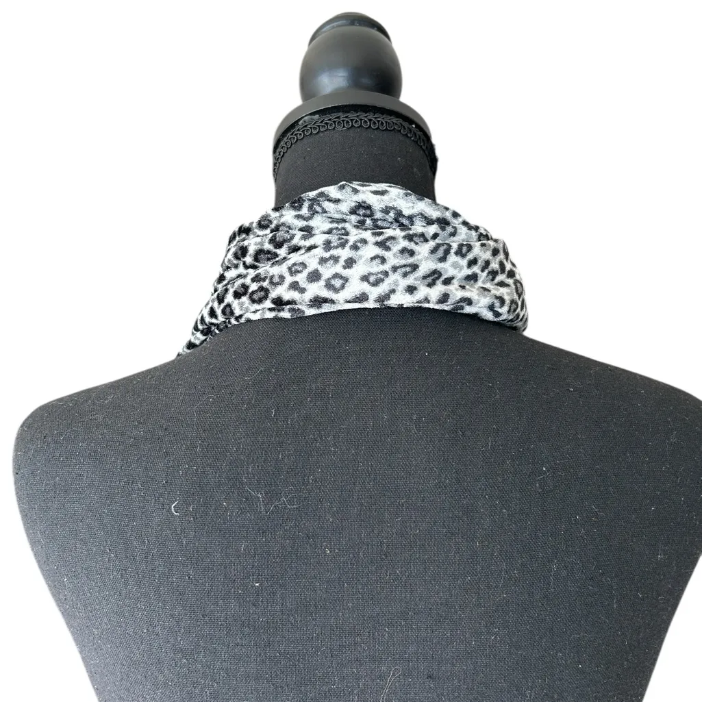 Y2K Aesthetic Diva Casual Cozy Leopard Print Soft Fringe Animal Print Fall Scarf Black - Image 5