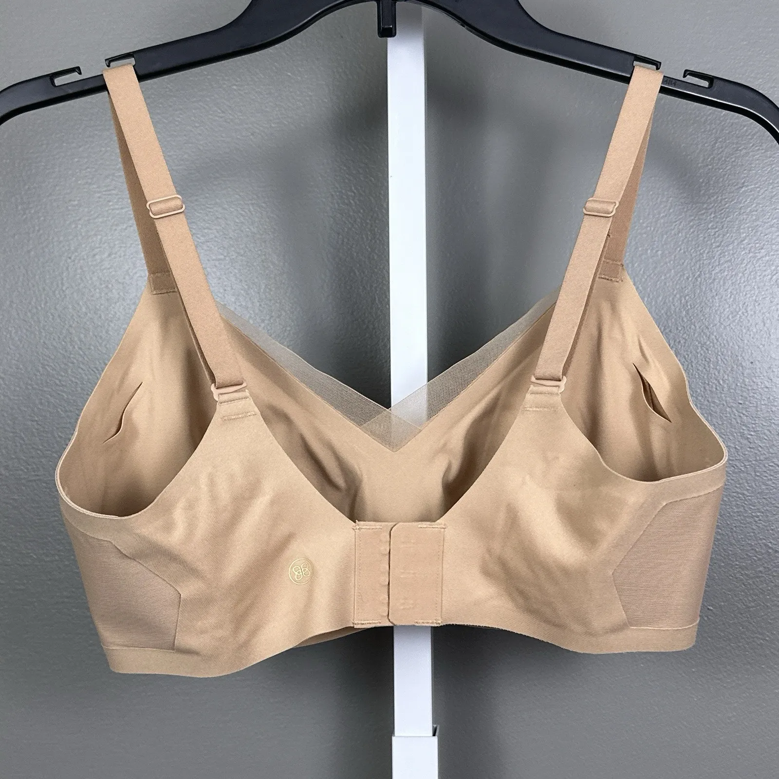 Honeylove CrossOver Bra Size Medium 36B/C Removable Pads Cross Over Sand Beige - Image 3