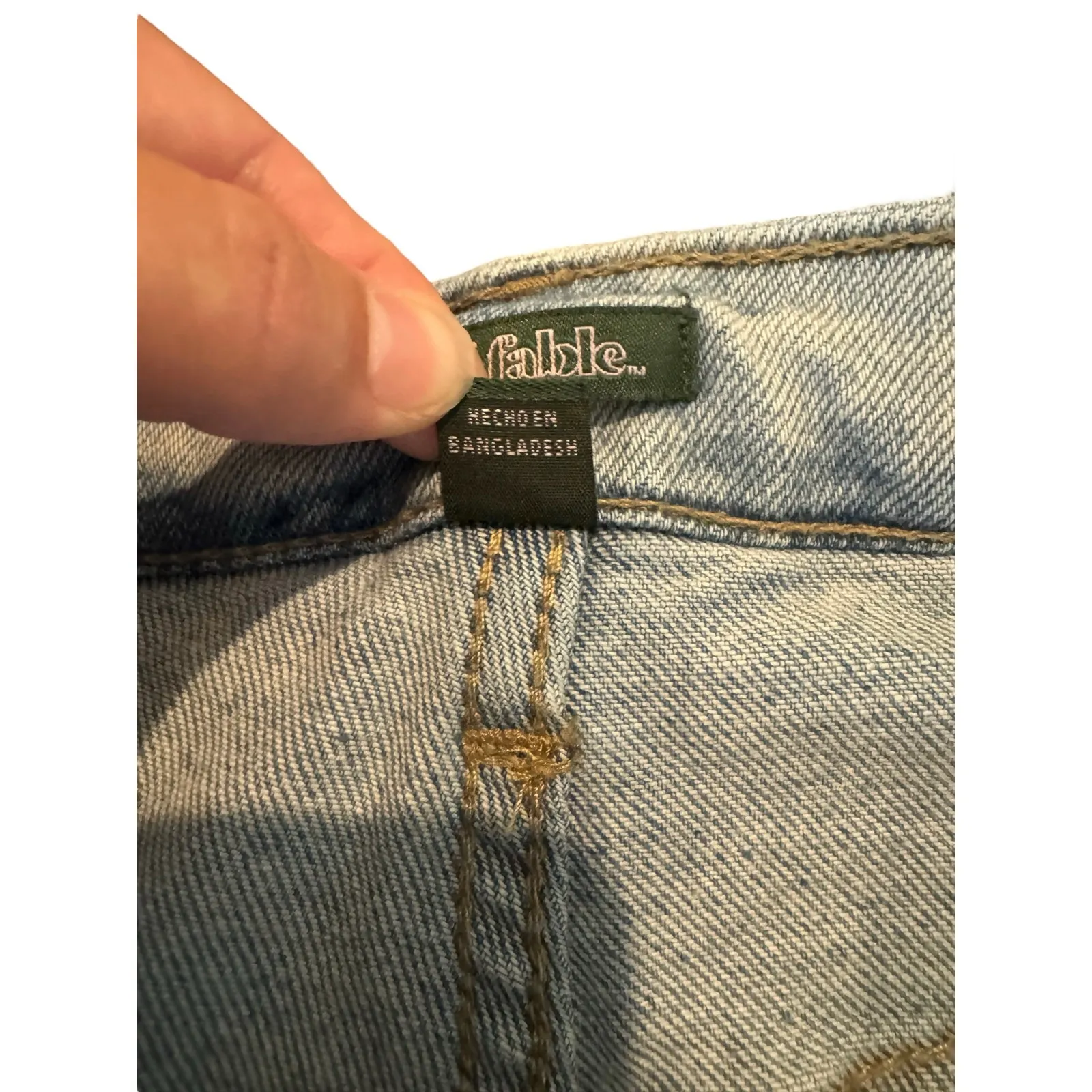 Wild Fable Super High Rise Straight Jeans Womens 8 Light Wash Distressed Denim - Image 5